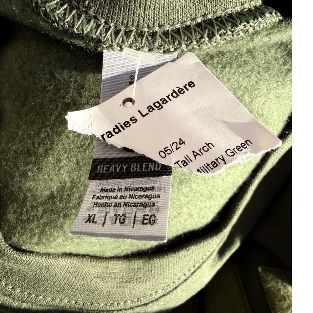 Gildan Austin Sweatshirt Mens XL Military Green NWT Heavy Blend Pullover Fleece - Picture 3 of 3